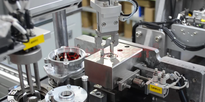 自動(dòng)插磁鋼機(jī)