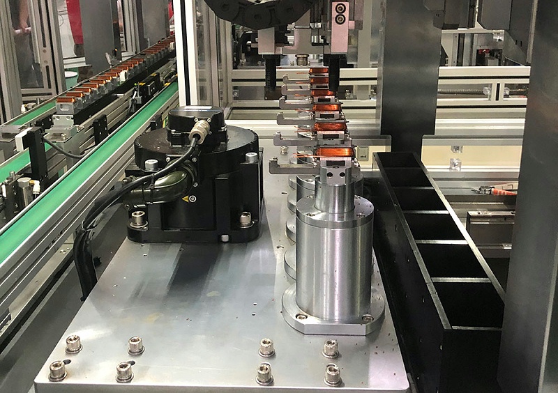 分塊式無(wú)刷定子生產(chǎn)線-特寫