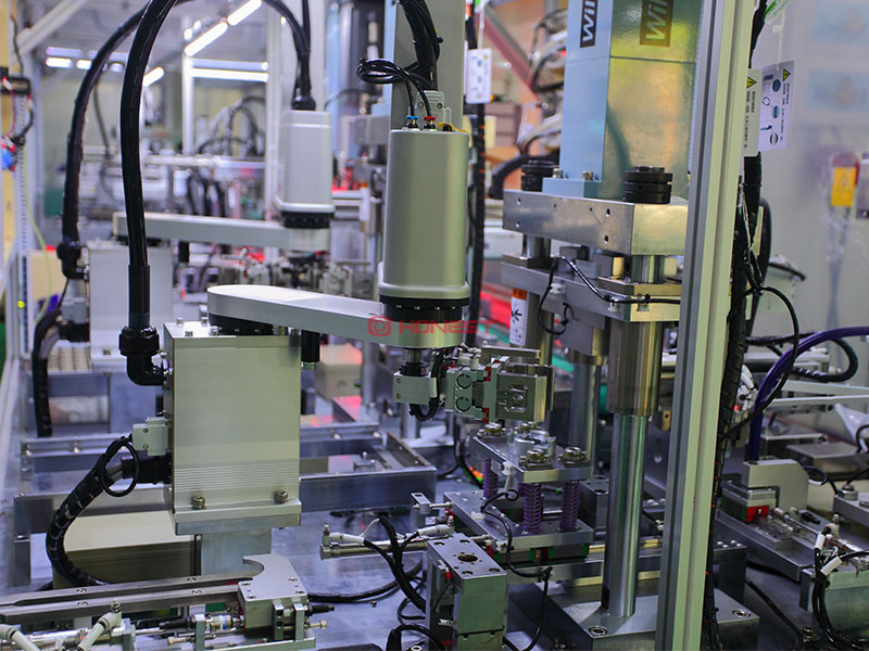 主驅(qū)電機(jī)自動生產(chǎn)線